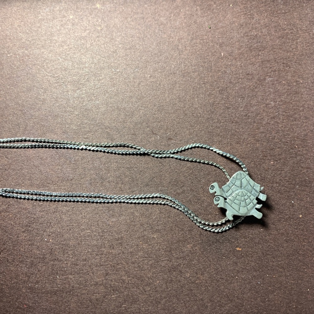 Turtle necklace - Picture 2 of 9